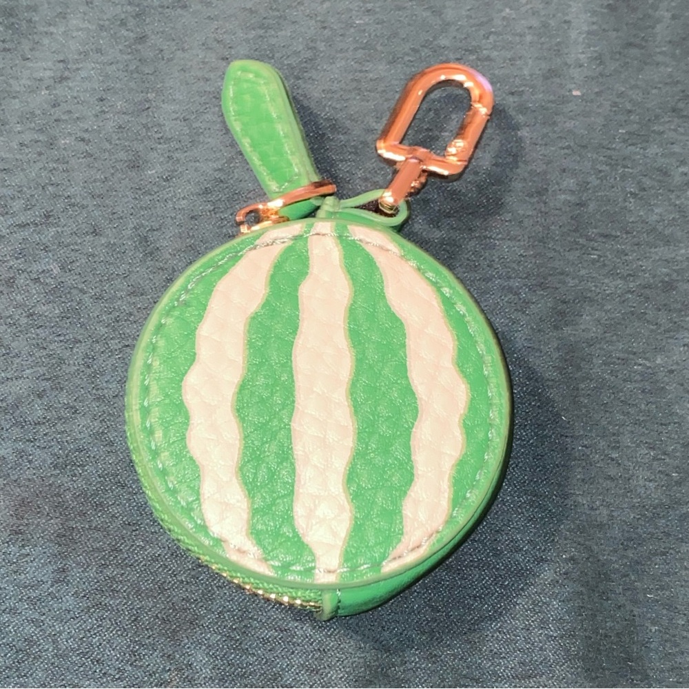 Watermelon fruit bag charm, coin purse or airtag holder - Picture 4 of 6